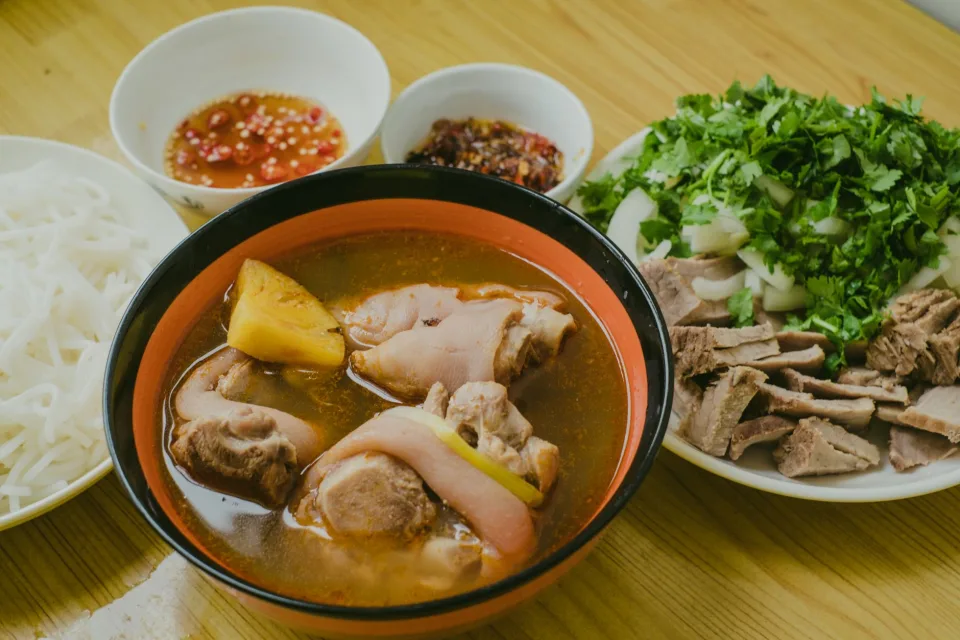 Bếp của Cơm Tấm Sài Gòn